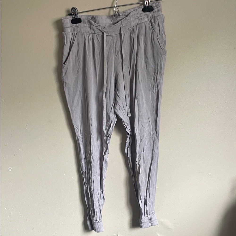 Streetwear Society Gray Straight Leg Pants (Bin T)​